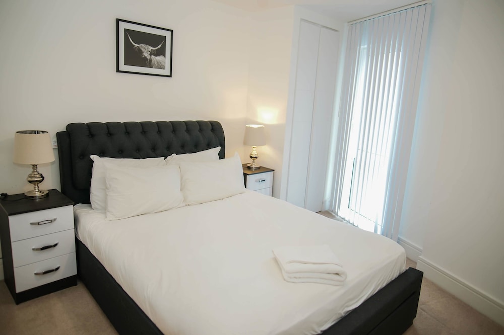 Executive 2 Bed Apartment