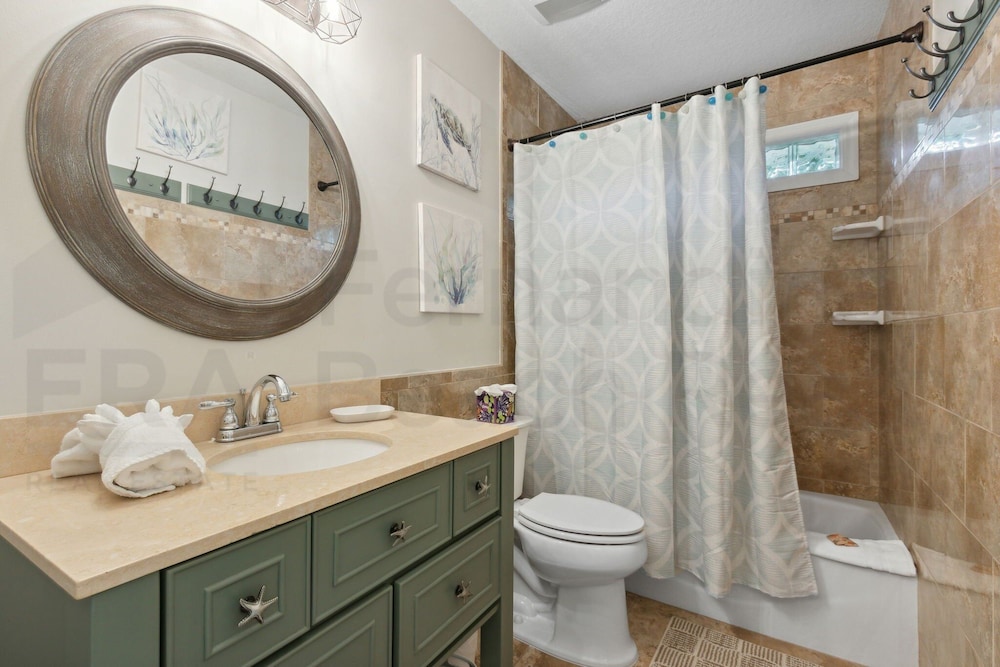 4937 Windward Place 3 Bedroom Home