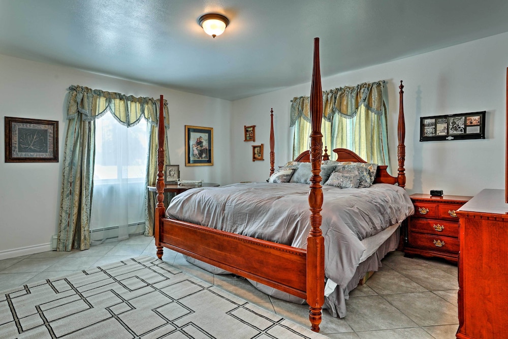 Juneau Vacations - Expansive Getaway  2 Miles to Mendenhall Glacier! - Property Image 28