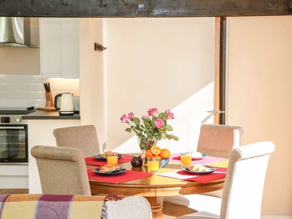 Zeal Cottage view 2