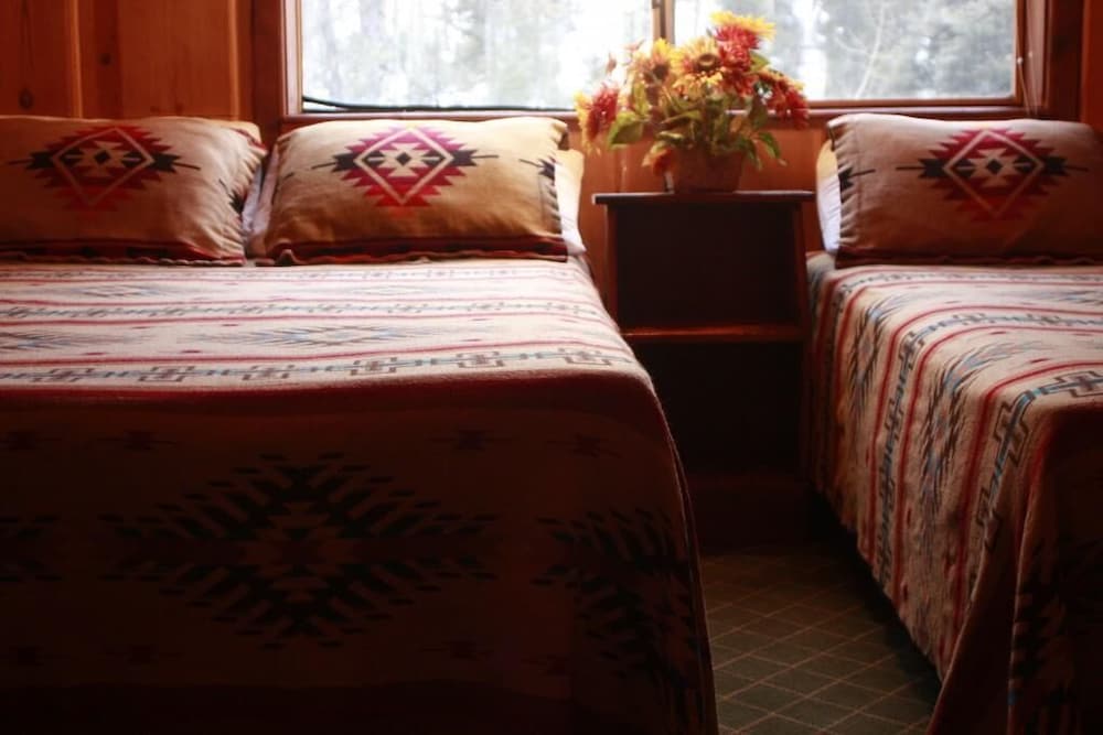 Amizette Inn and Restaurant