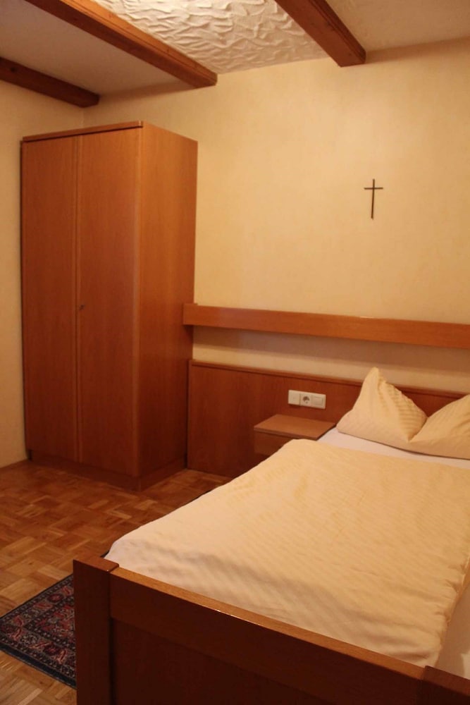 Gasthaus Zur Rose - Property Image 2