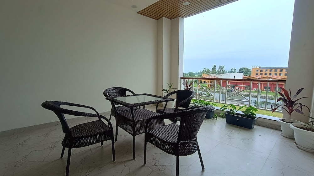 Savanna Retreat By Mystical Views