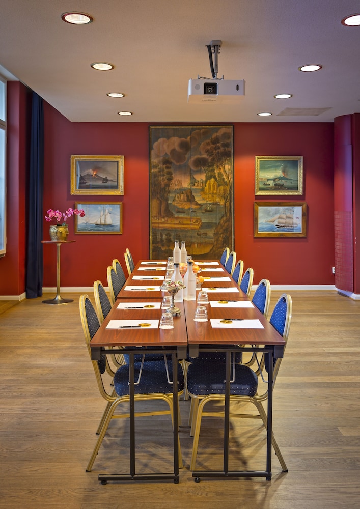 Stockholm Vacations - Victory Hotel - Property Image 5