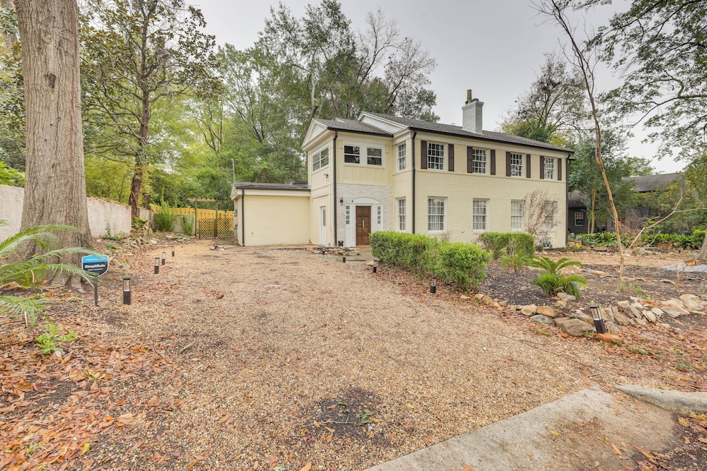 <1 Mi to ASU Campus: Quiet Old Cloverdale Townhome