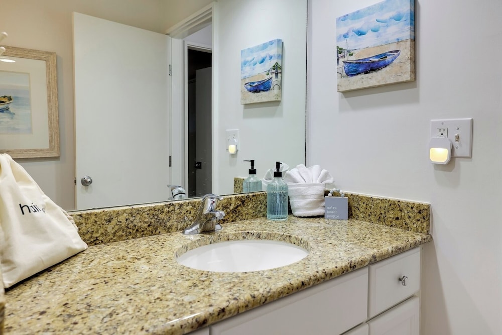 Hilton Head Retreat Gated Villa, Pets OK