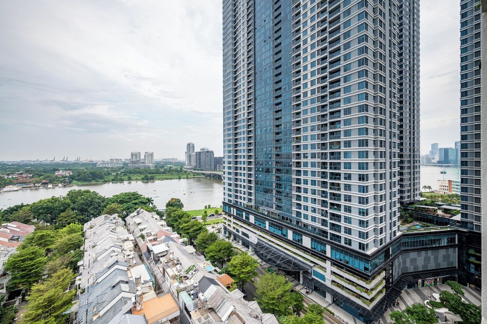 OPAL SAIGON PEARL Premier Residence