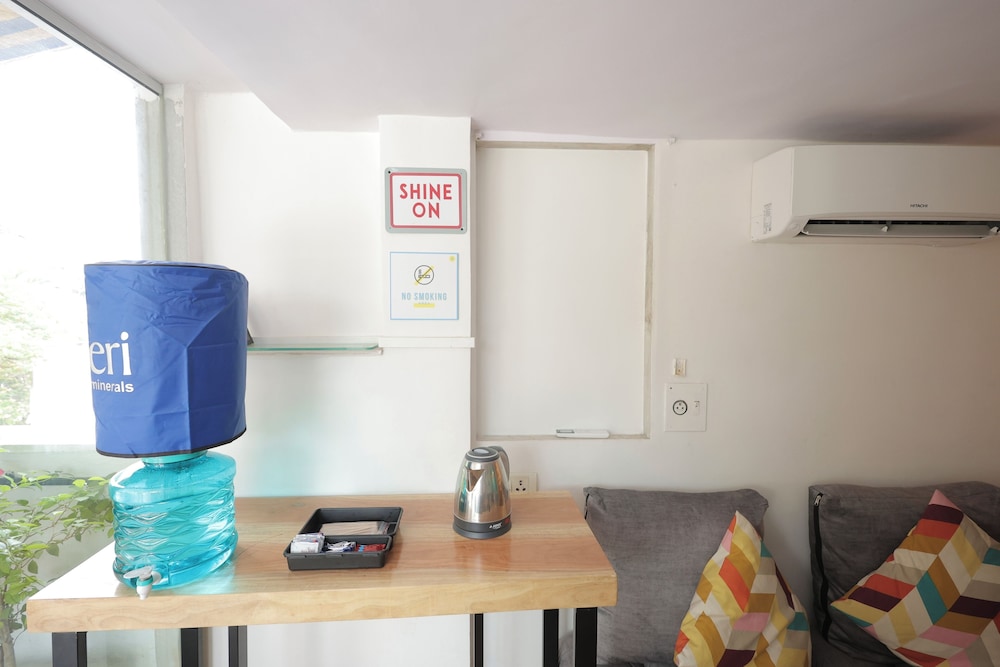 Locomo Hostel Mini - 9 mins from airport