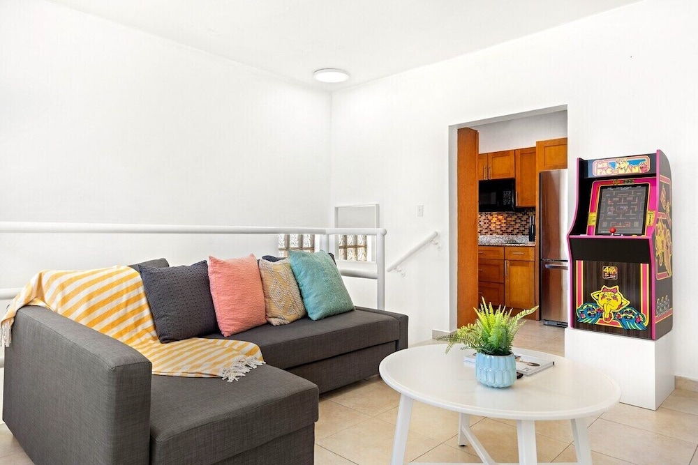 Puerto Rico Ocean Park Loft Vacation Rental With Parking Otium Rentals - Property Image 25
