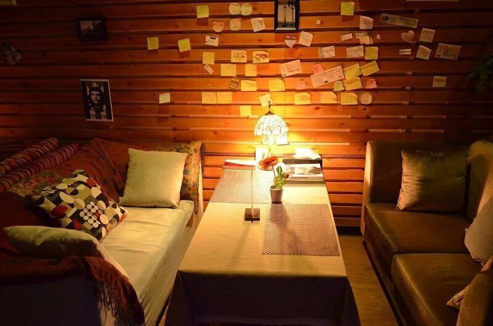 Dengfeng Climb International Hostel
