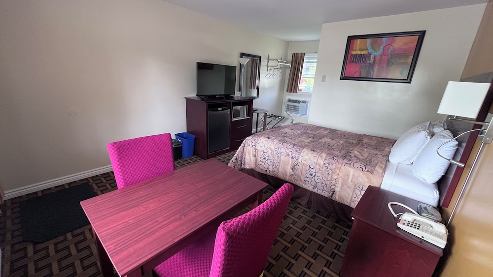 Park Place Motel & Suites