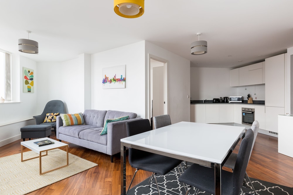Birmingham Serviced Apartments Hagley Rd