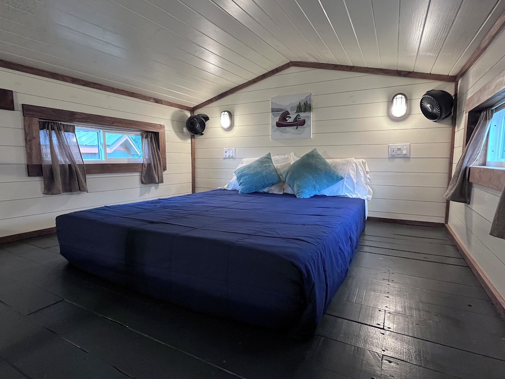 Tiny Home Resorts