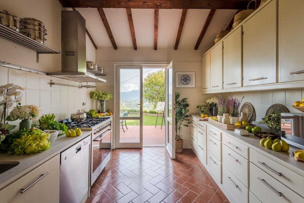 Villa Lontana in Lucca