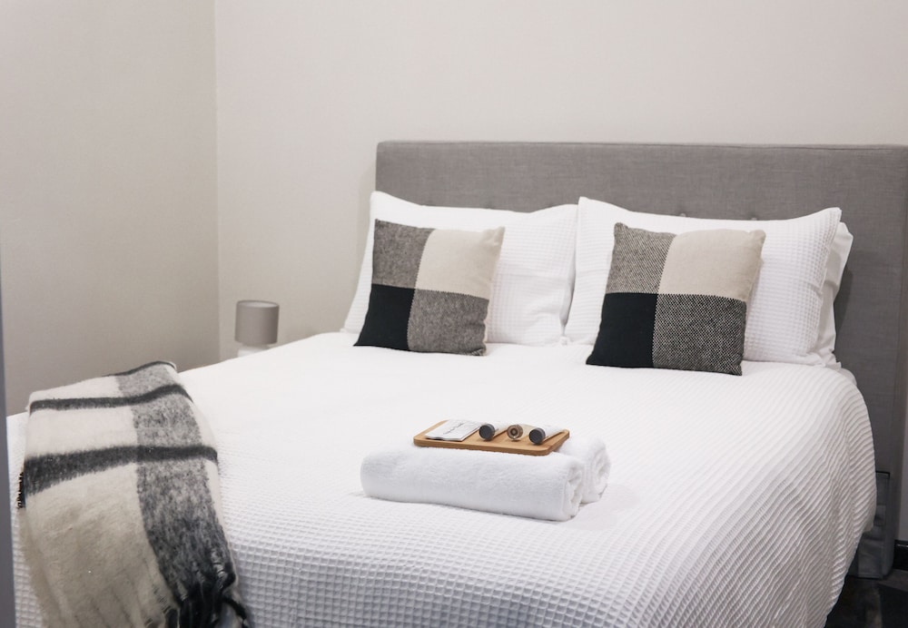 Harp Hotel