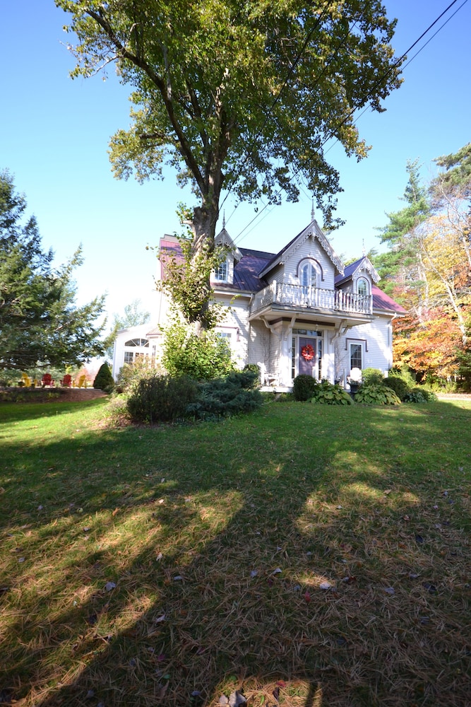 The Briarwood B&B