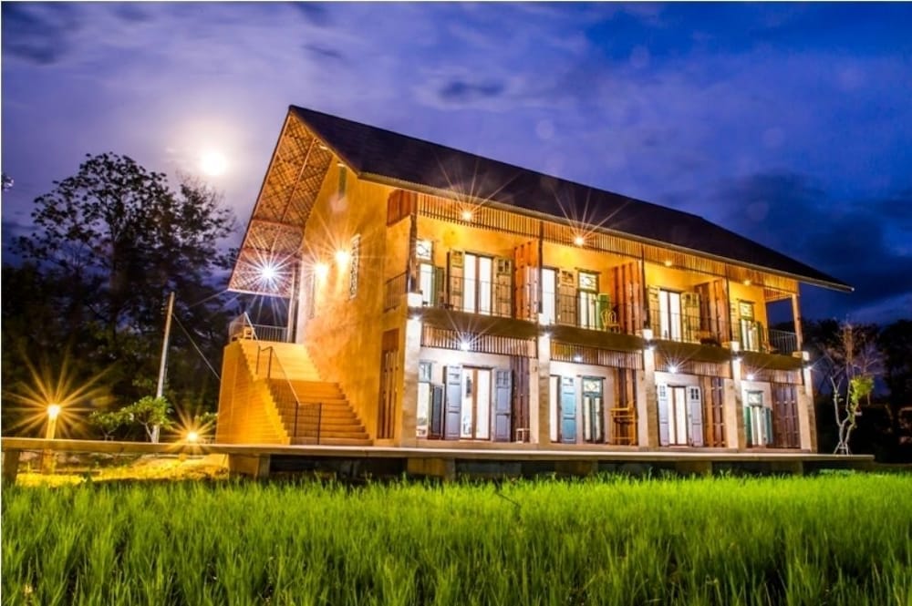 Phu-Anna Eco House