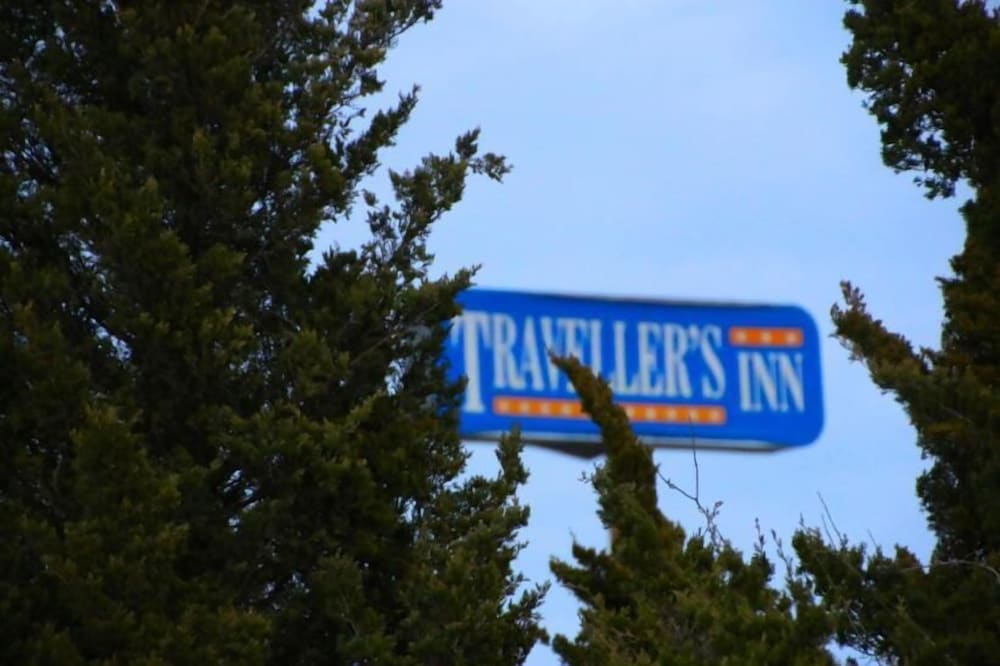 Travelers Inn