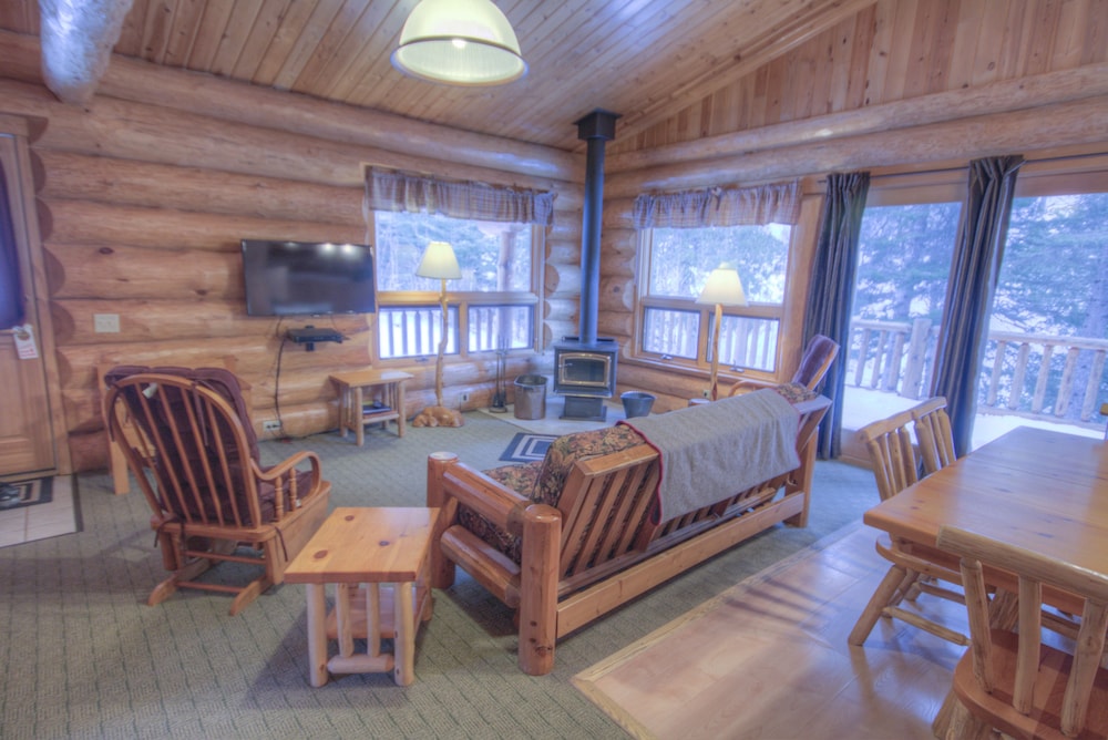 Cascade Lodge