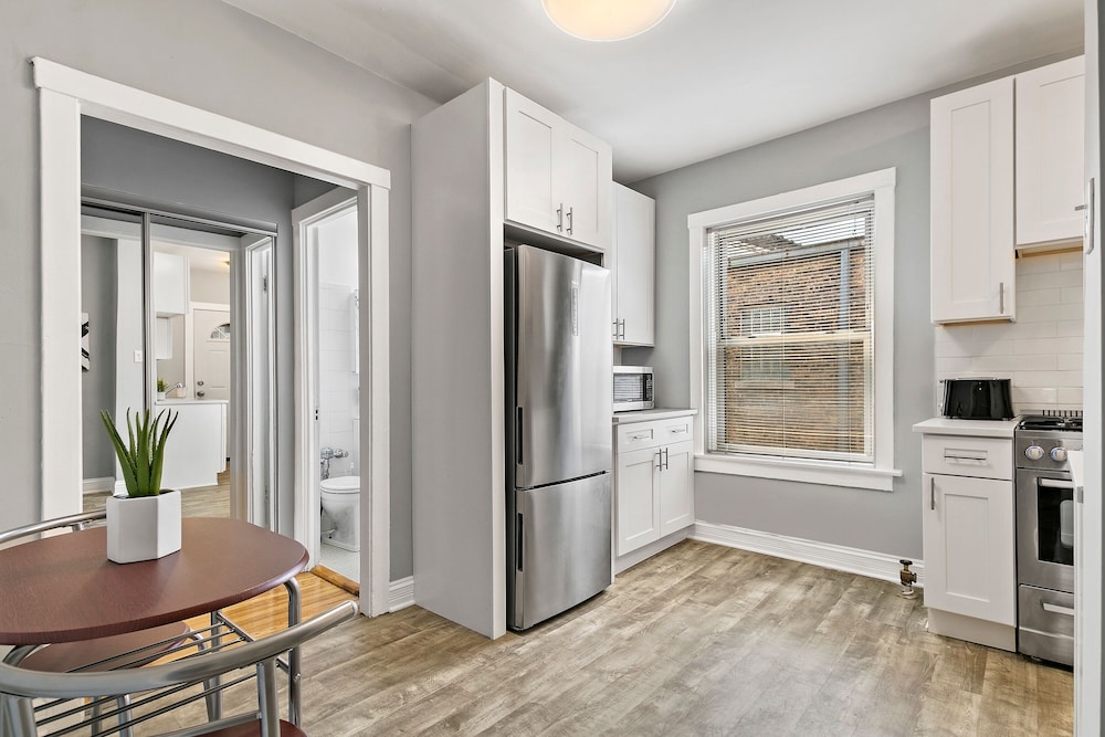 1BR Well-equipped Apt - Marshfield E3