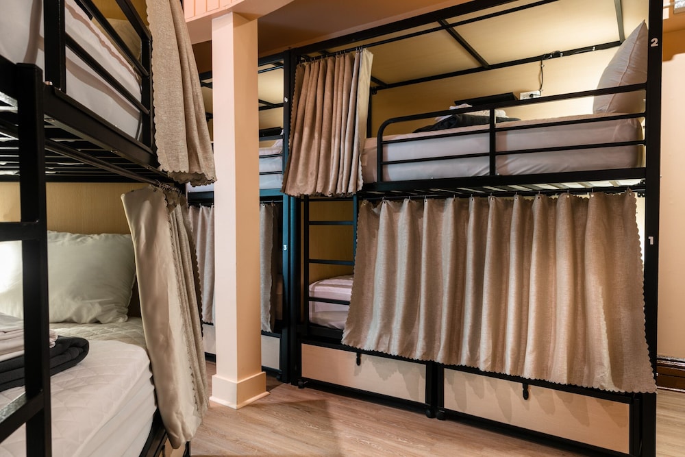 QBEDS Hostel - Image 4