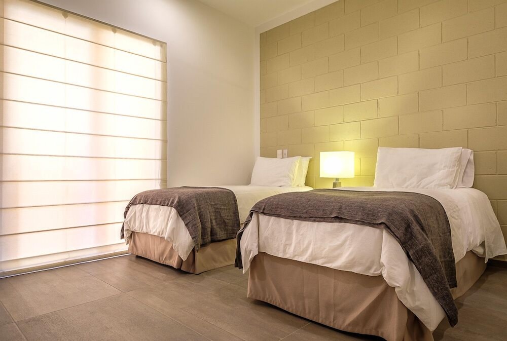 The Vibe Bed & Breakfast - Adults Only