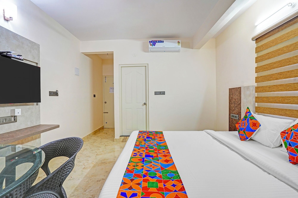 Fabhotel Metro Grand
