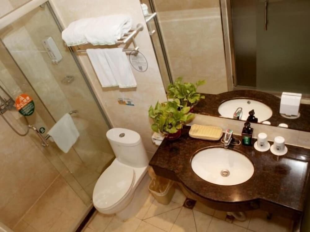 GreenTree Inn Tianjin Wuqing District West Yongyang Road Florentia Village Express Hotel