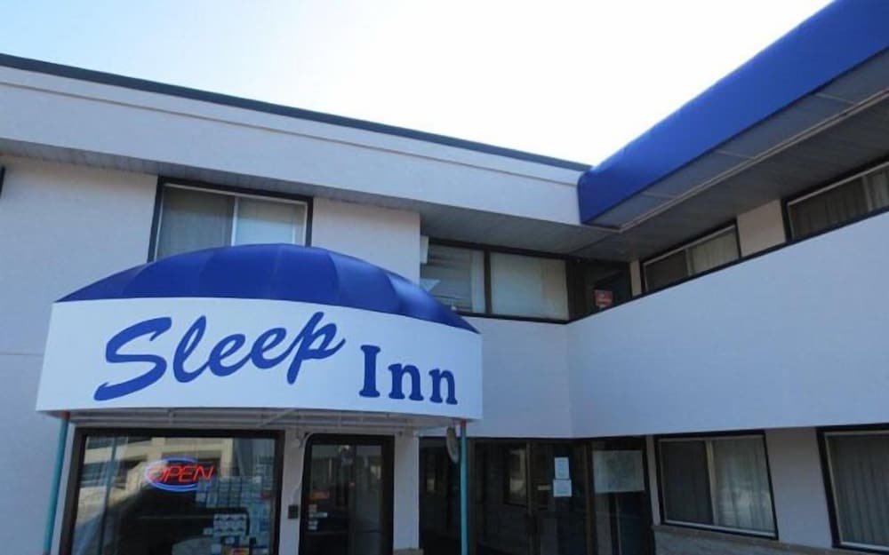 Hotel Sleep Inn Motel - Image 1