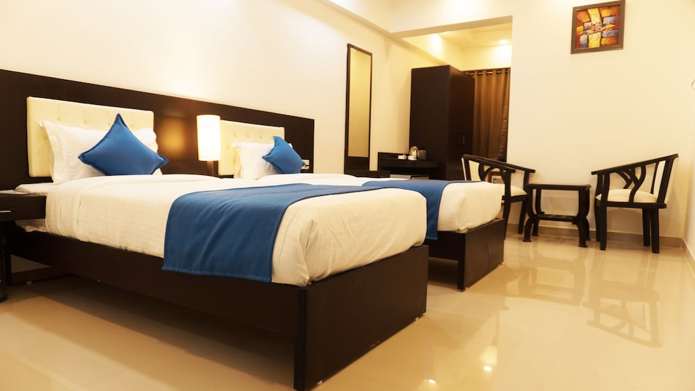 Hotel Max Inn