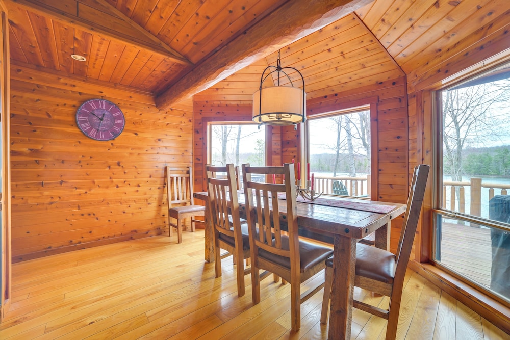Deck + Beach Access: Lakefront Cabin in Levering!