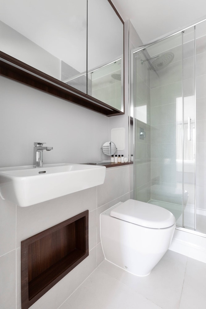 Paton Street by Onefinestay
