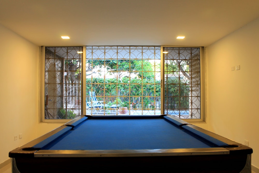 Color Hostel