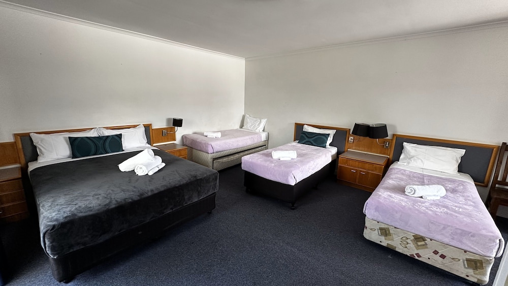 The Q Motel