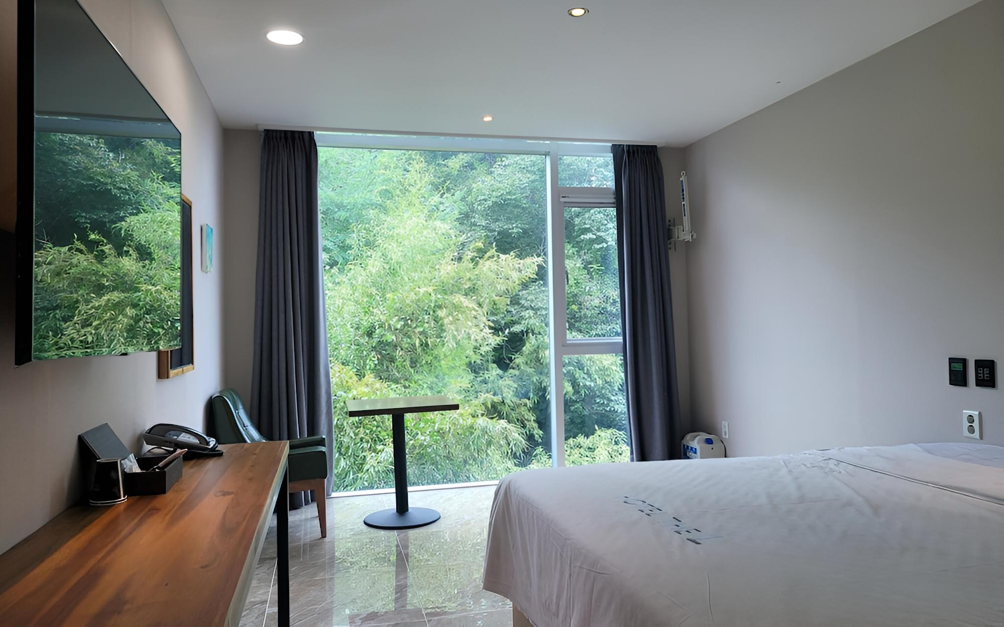 Yeosu Hotel The L view 4