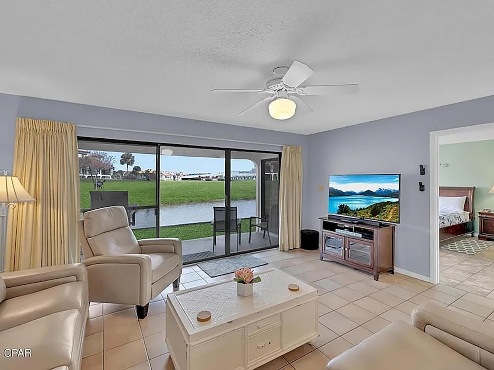 Edgewater Golf Villa 3101