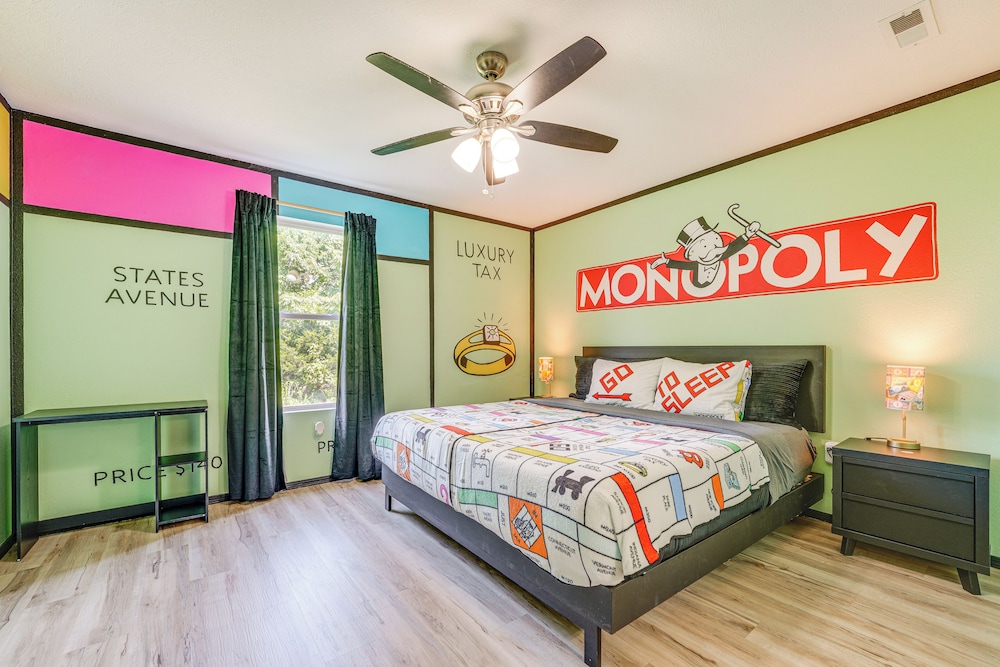 'groovy Games Getaway' Holiday Stay in Branson!