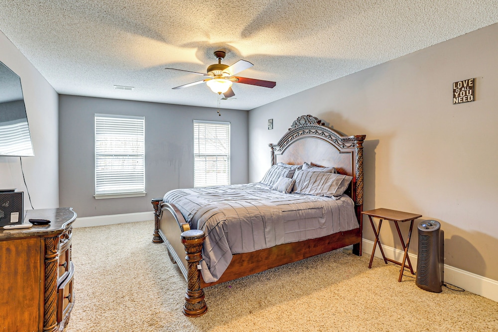 Wooded Trail On-site, Spacious Simpsonville Home