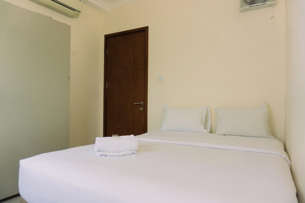 Spacious and Homey 2BR at Signature Park Grande Apartment