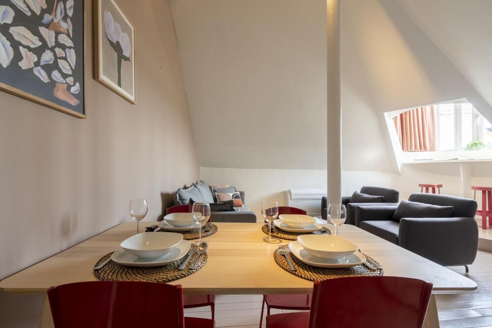 The Suit Duplex Apartment