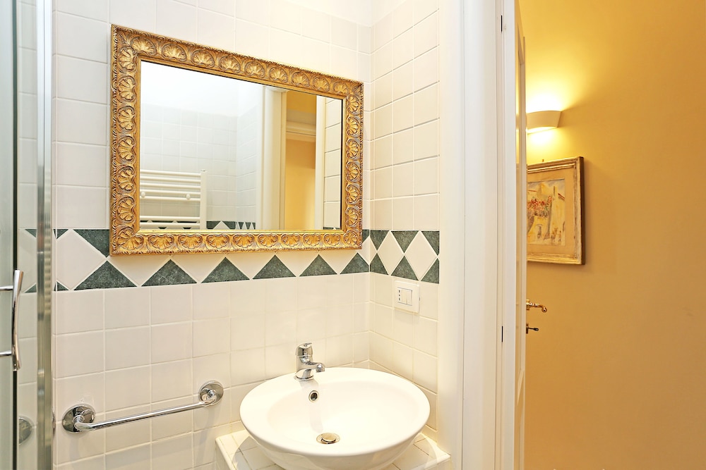 Liberty Rome Suites
