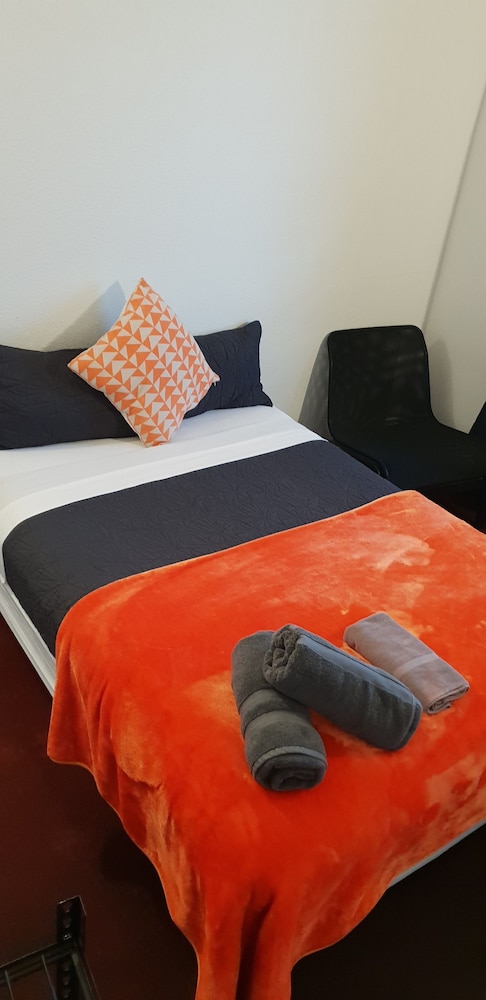 BoBs Hostel