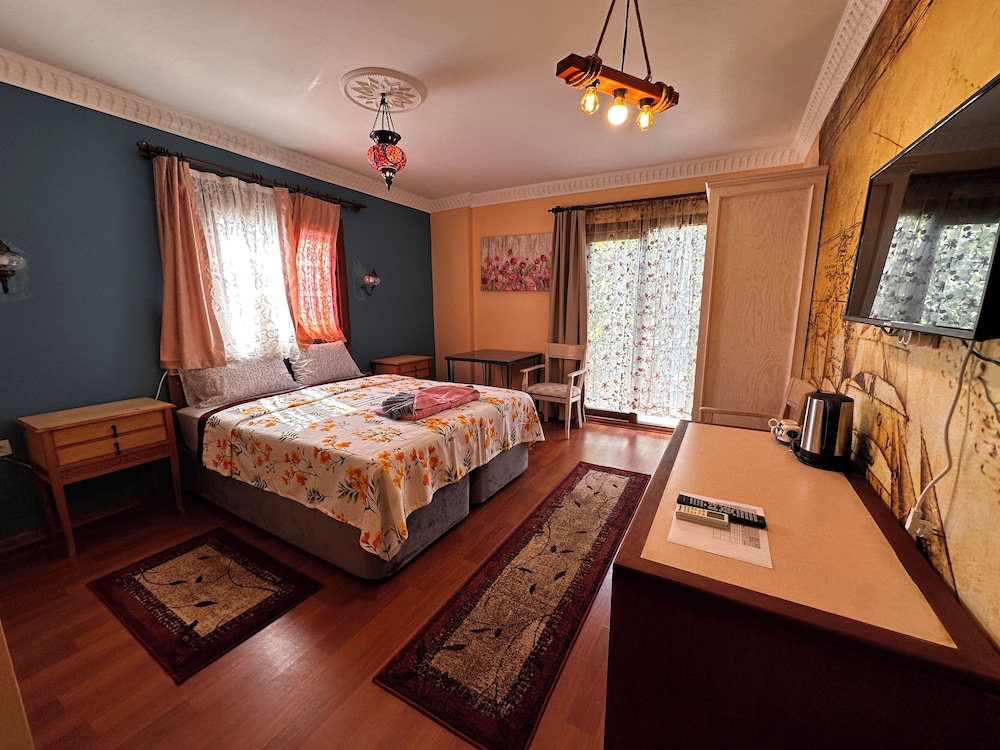 Efes Linden House