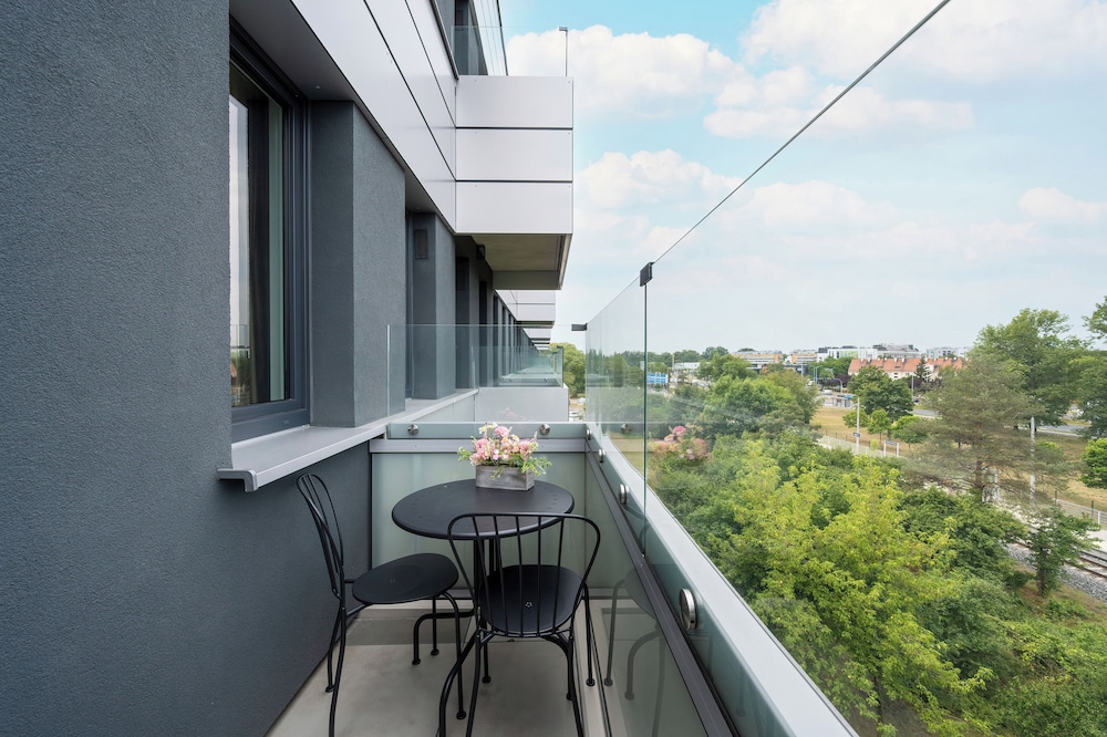 Air Conditioned Apartment by Renters