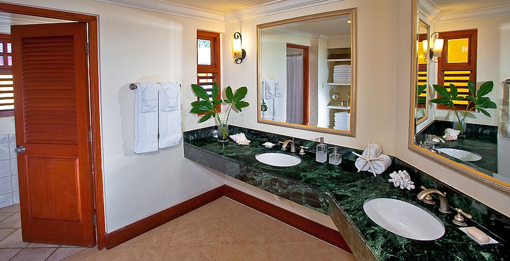 Jamaica Vacations - Beaches Negril Resort - ALL INCLUSIVE - Property Image 17