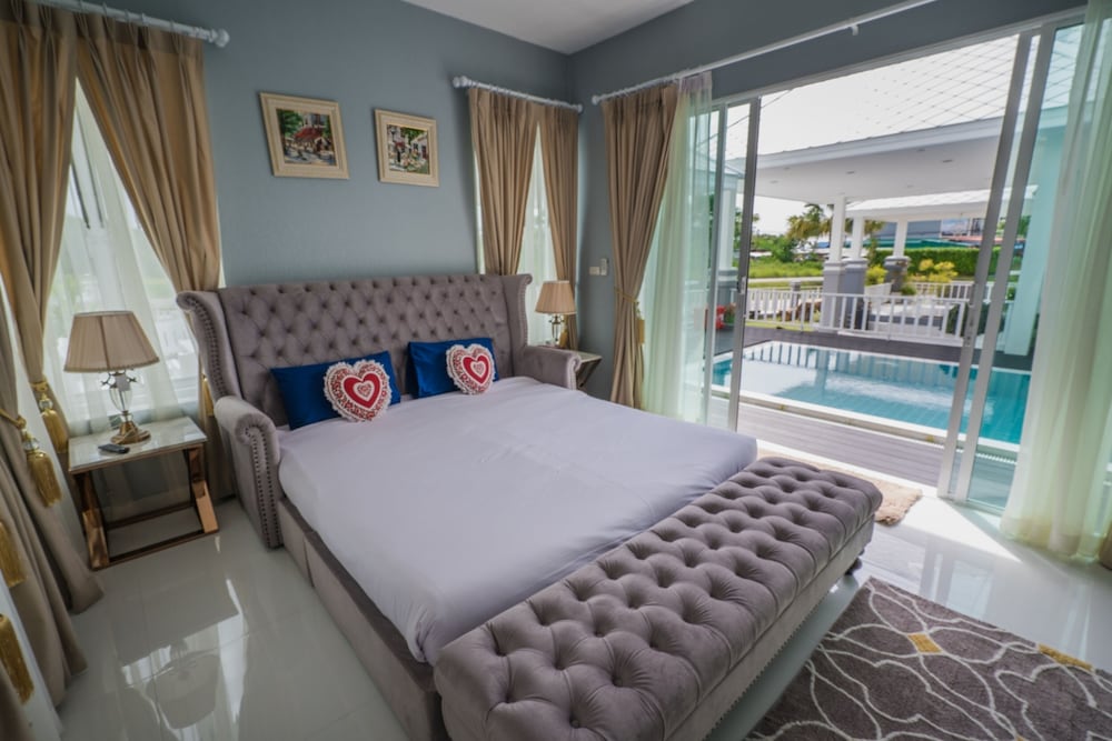 Baan Hua Hin Suk Jung