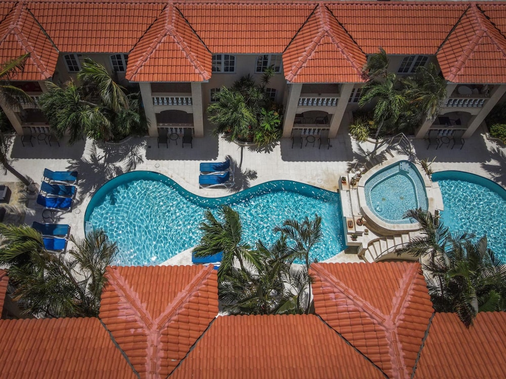 1br1ba Condo in Amazing Location Wacamaya Condos