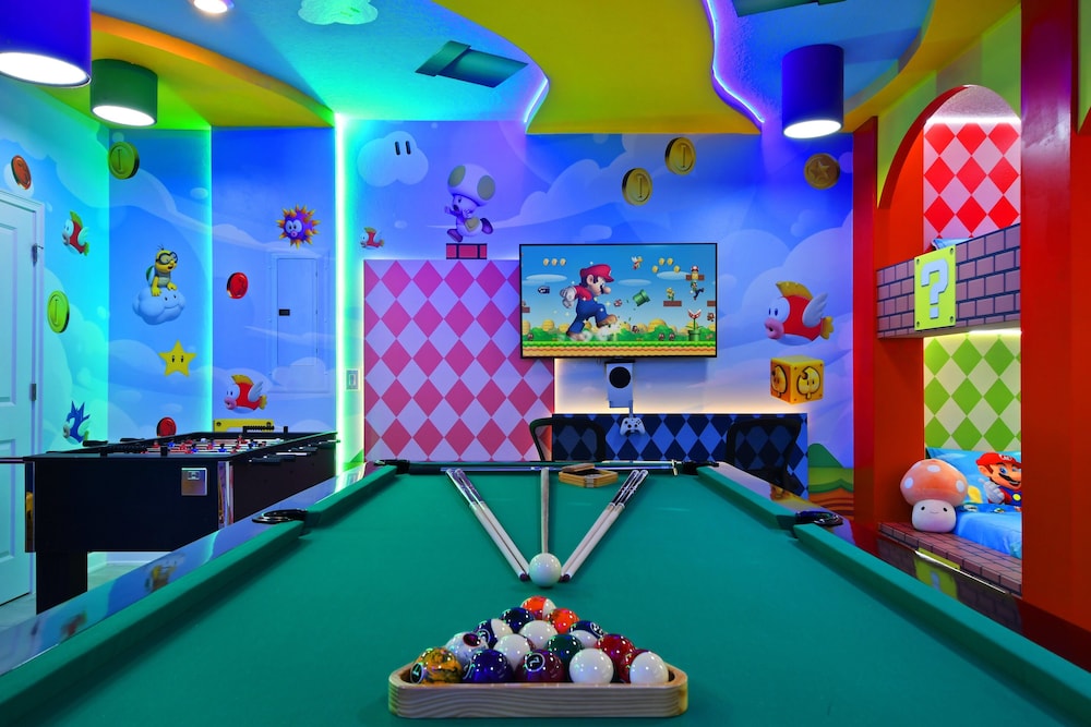 Epic Family Getaway: Themed Villa Near Disney !