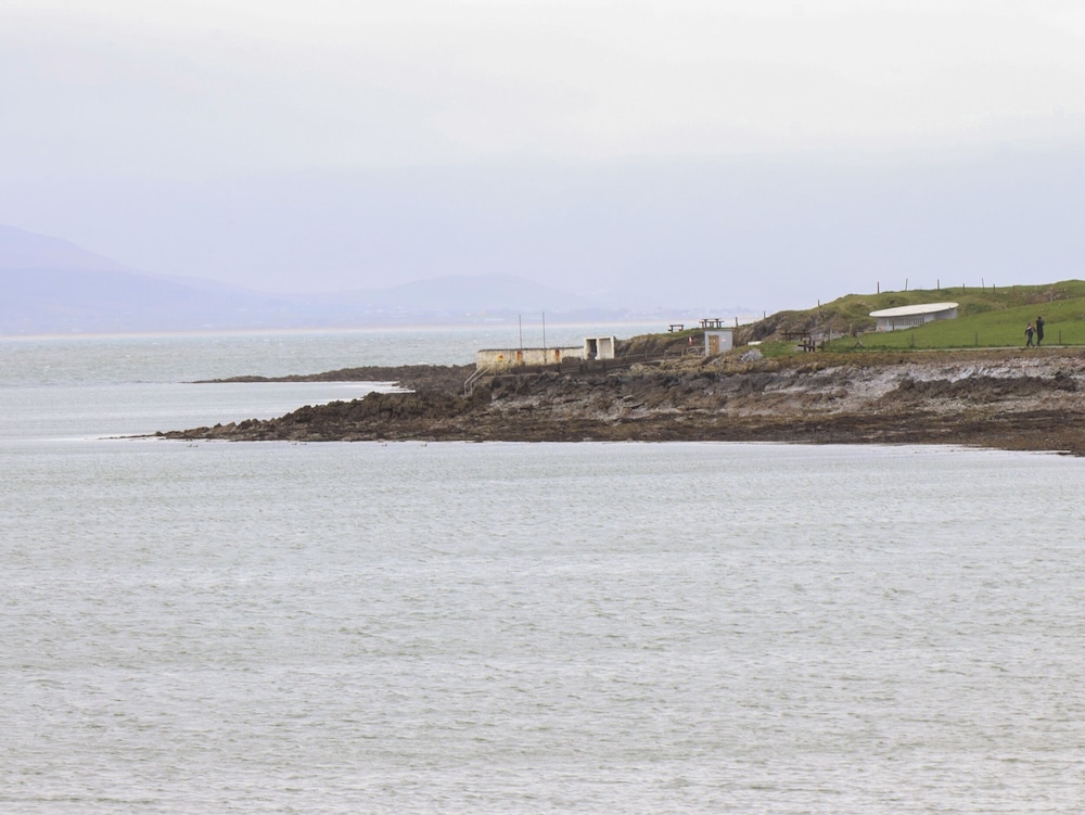 19A Lighthouse Village