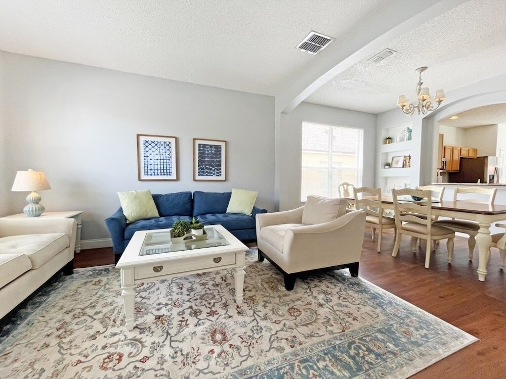 Endless Summer 6 Bedroom Home